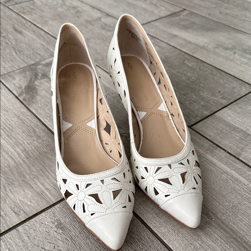 Adrianna Papell White Laser-Cut Pointed-Toe Flats